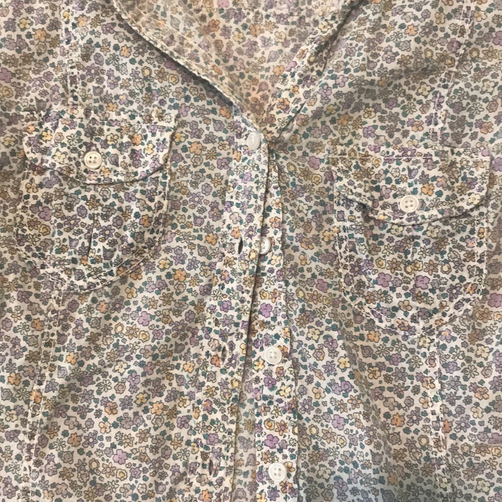 Floral Divided button down - Picture 3 of 4
